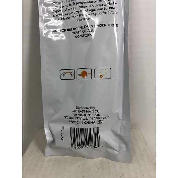 Glow Pumpkin Necklace Easy to Activate Glows for Hours - Picture 6 of 7